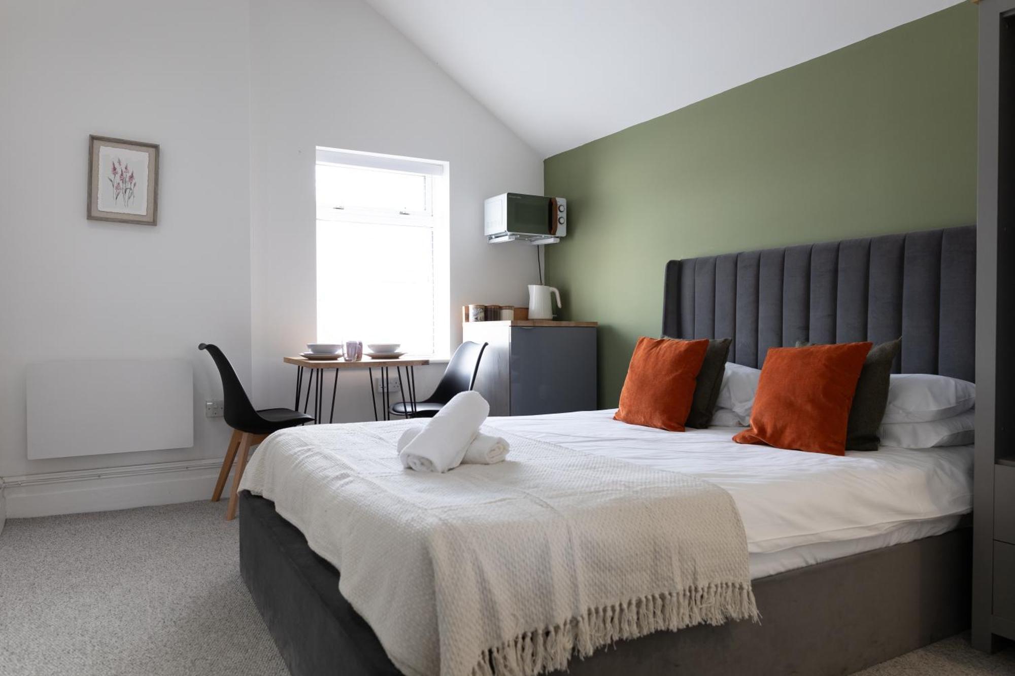 Bay City Studio Apartments 卡迪夫 外观 照片