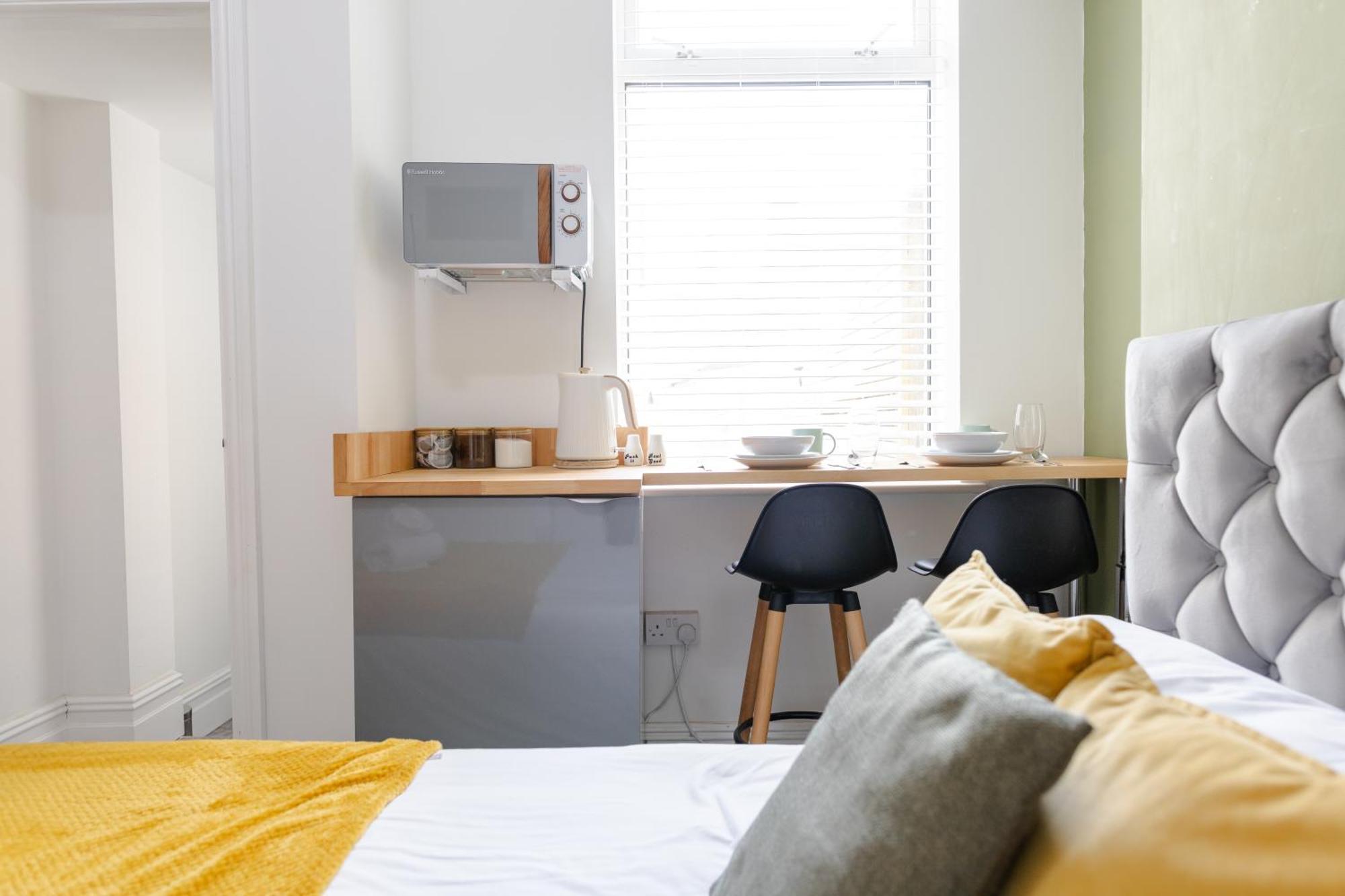Bay City Studio Apartments 卡迪夫 外观 照片